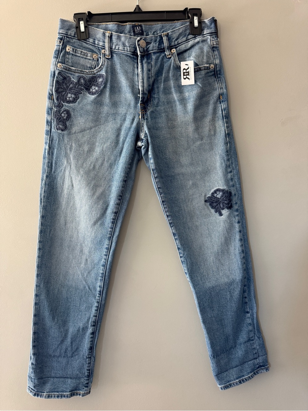 GAP | Girlfriend Jeans with Dark Blue Floral Embroidery | 26
